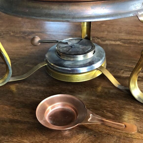 Vintage Copper Chafing Dish 10” x 2.5” deep - Picture 2 of 4